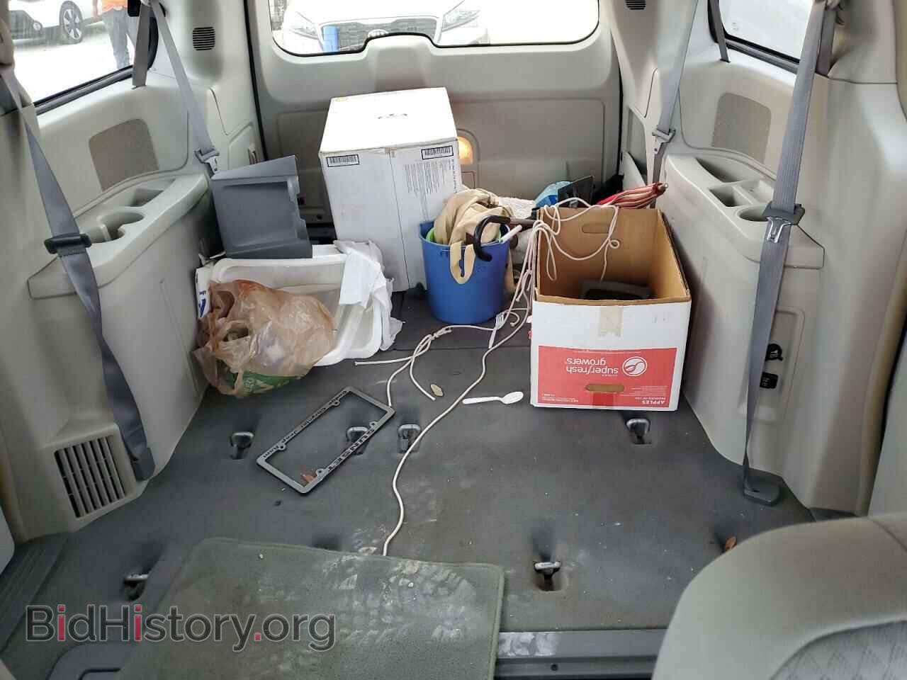 2009 CHRYSLER MINIVAN - VIN: 2A8HR54109R584842 - Фото 10