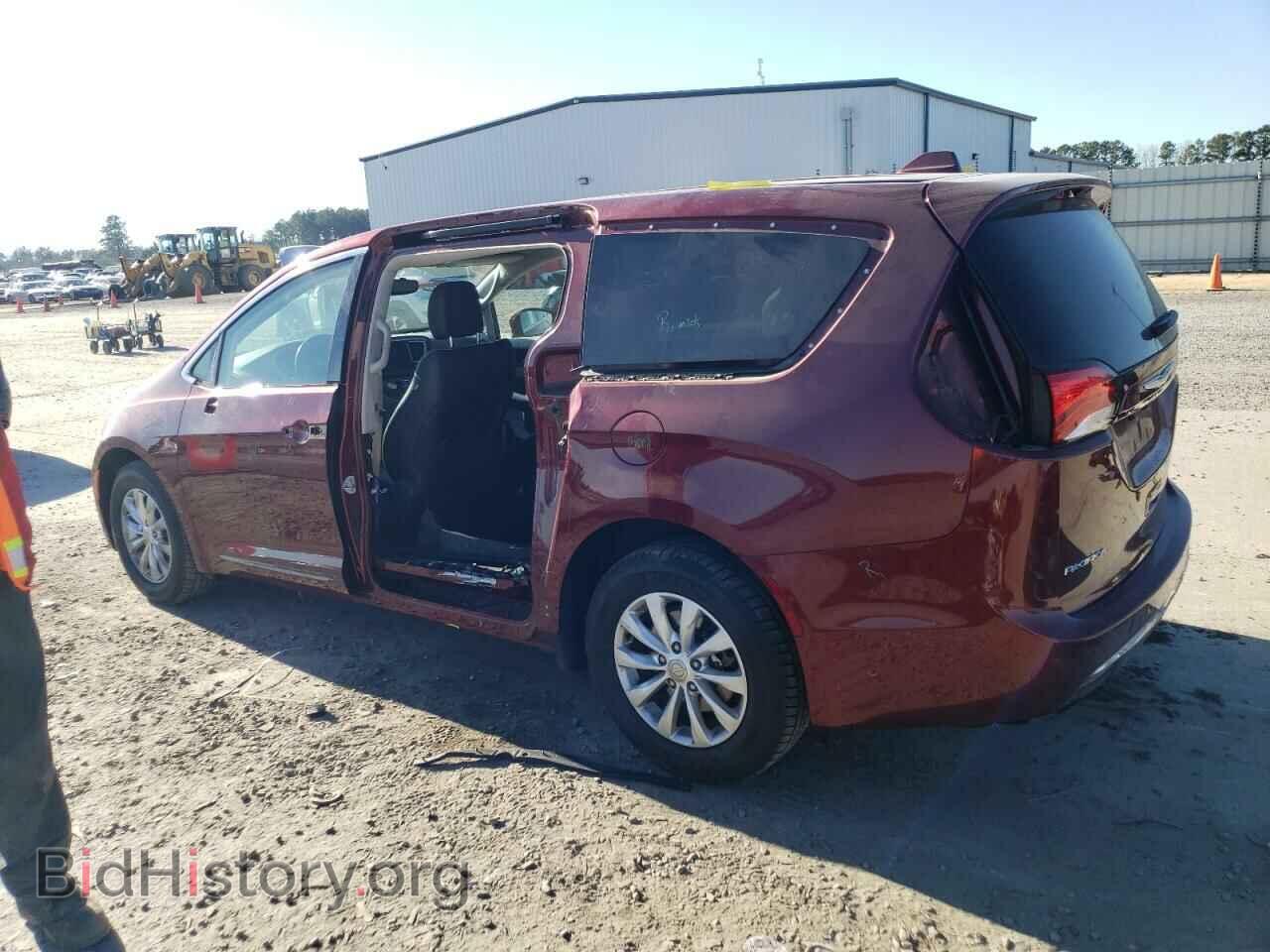 2017 CHRYSLER PACIFICA - VIN: 2C4RC1BG6HR832247 - Photo 2