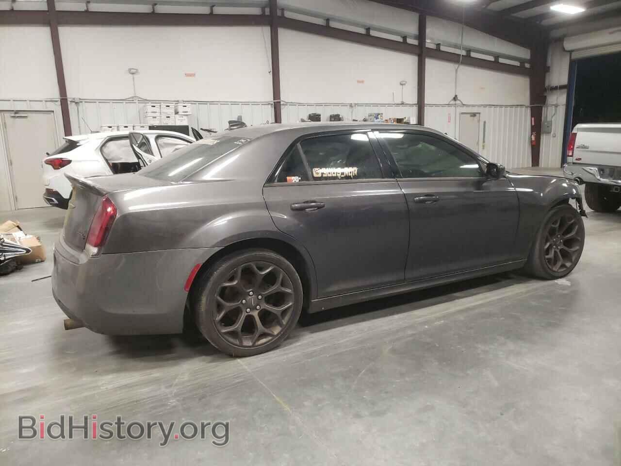 2017 CHRYSLER 300 - VIN: 2C3CCABG2HH661464 - Фото 3