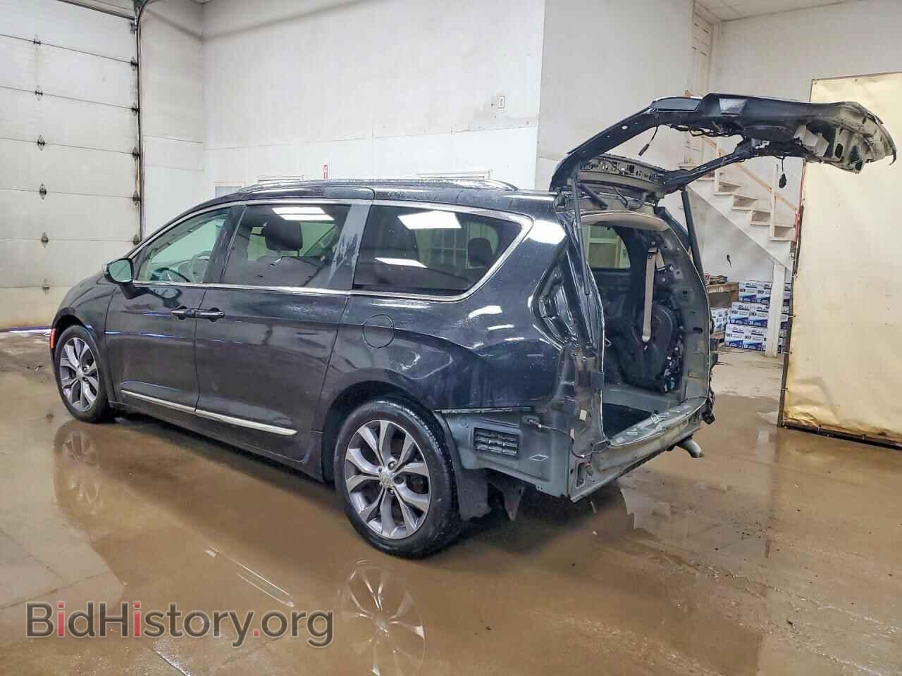 2018 CHRYSLER PACIFICA - VIN: 2C4RC1GG0JR198285 - Photo 2