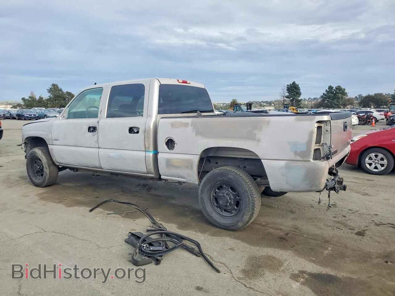 2006 GMC SIERRA - VIN: 1GTHK23D86F220256 - Фото 2