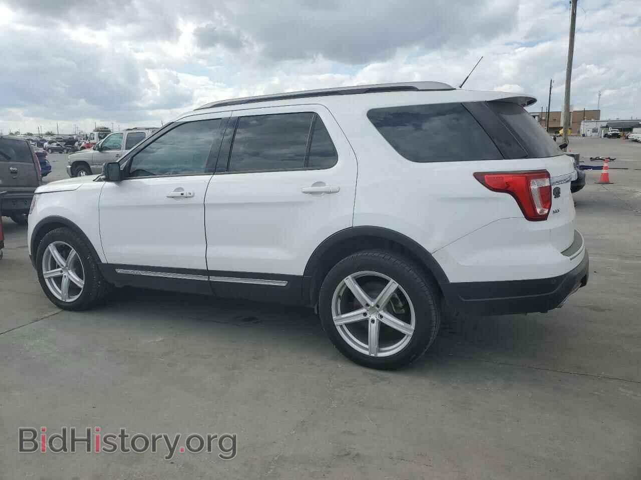 2018 FORD EXPLORER - VIN: 1FM5K8D89JGB64995 - Photo 2