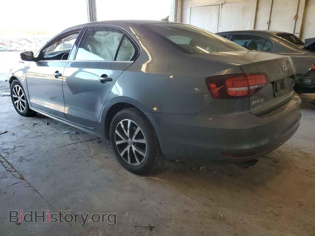 2017 VOLKSWAGEN JETTA - VIN: 3VWDB7AJ1HM270467 - Фото 2