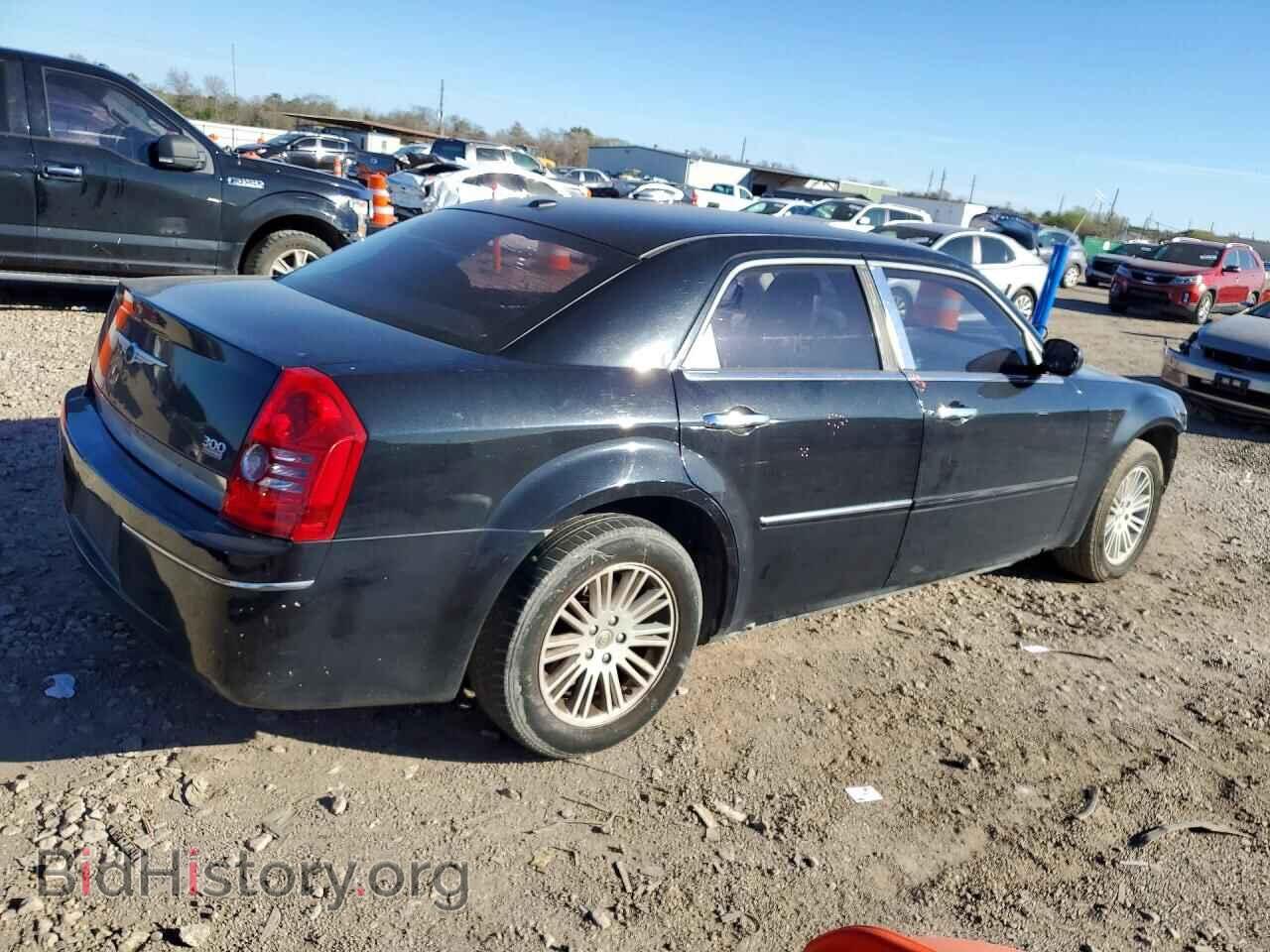 2010 CHRYSLER 300 - VIN: 2C3CA5CV0AH164588 - Фото 3