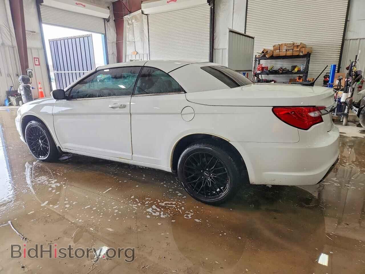 2013 CHRYSLER 200 - VIN: 1C3BCBGG3DN543094 - Photo 2