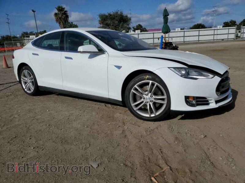 2013 Tesla MODEL S (VIN 5YJSA1CN1DFP11636) — фото 4 из 15