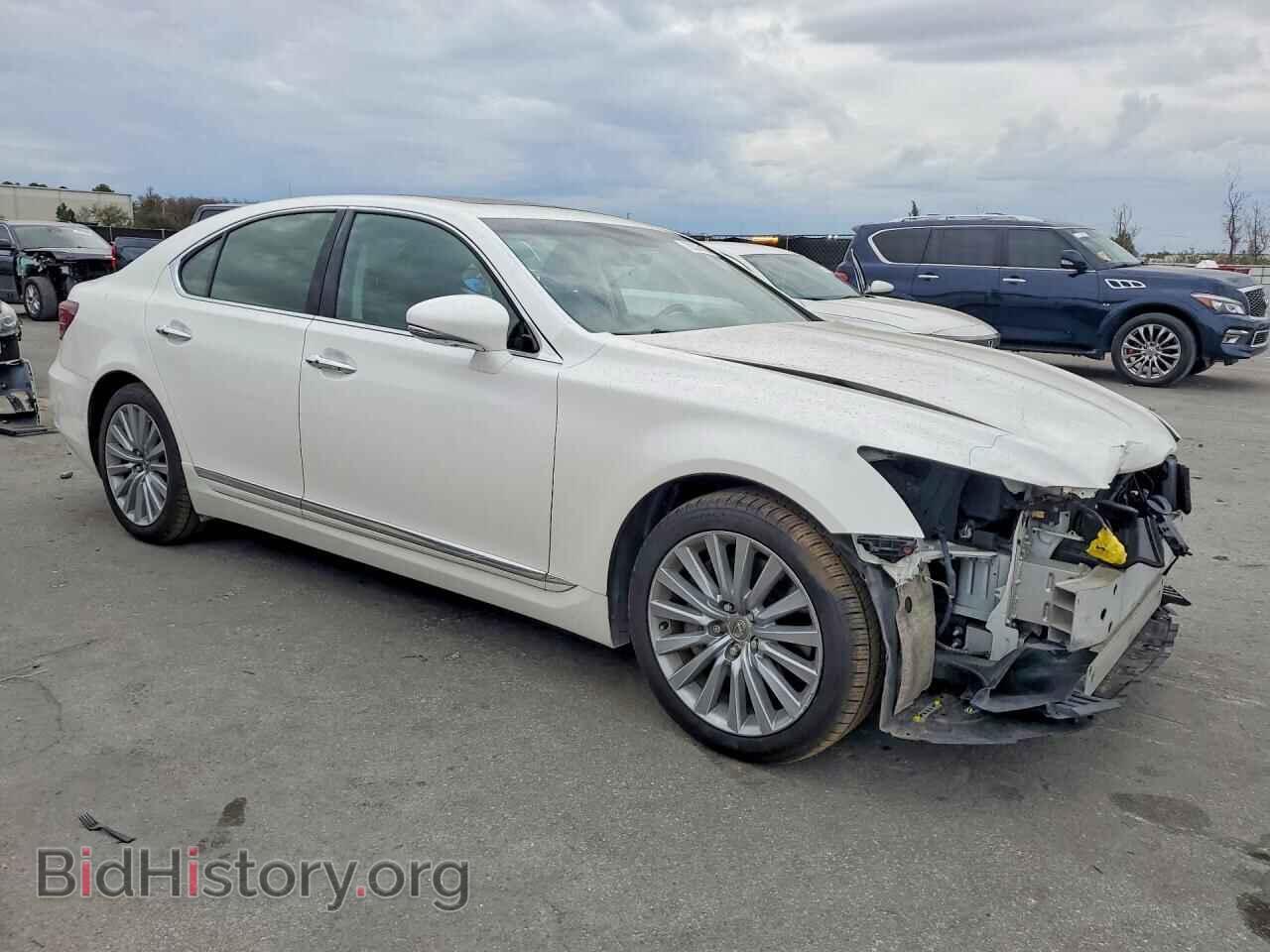 2015 LEXUS LS 460 - VIN: JTHCL5EF2F5024776 - Photo 4