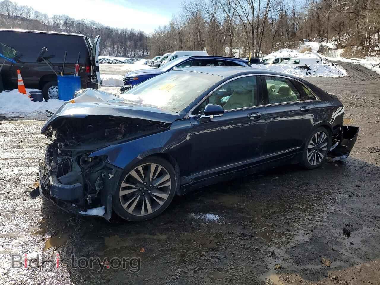 Photo 3LN6L5F95HR610455 - LINCOLN MKZ 2017