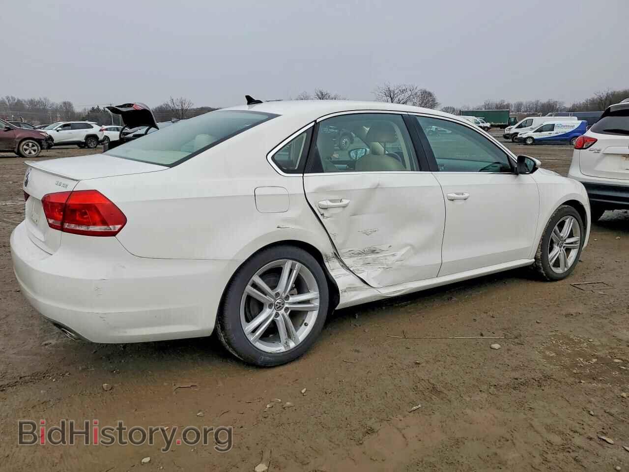 2012 VOLKSWAGEN PASSAT - VIN: 1VWBM7A37CC068360 - Фото 3