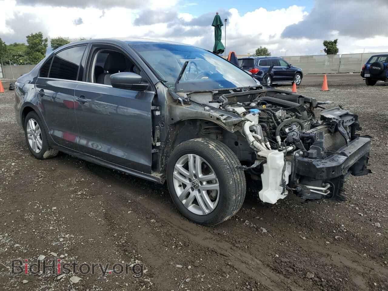 2017 VOLKSWAGEN JETTA - VIN: 3VW2B7AJ2HM282358 - Фото 4