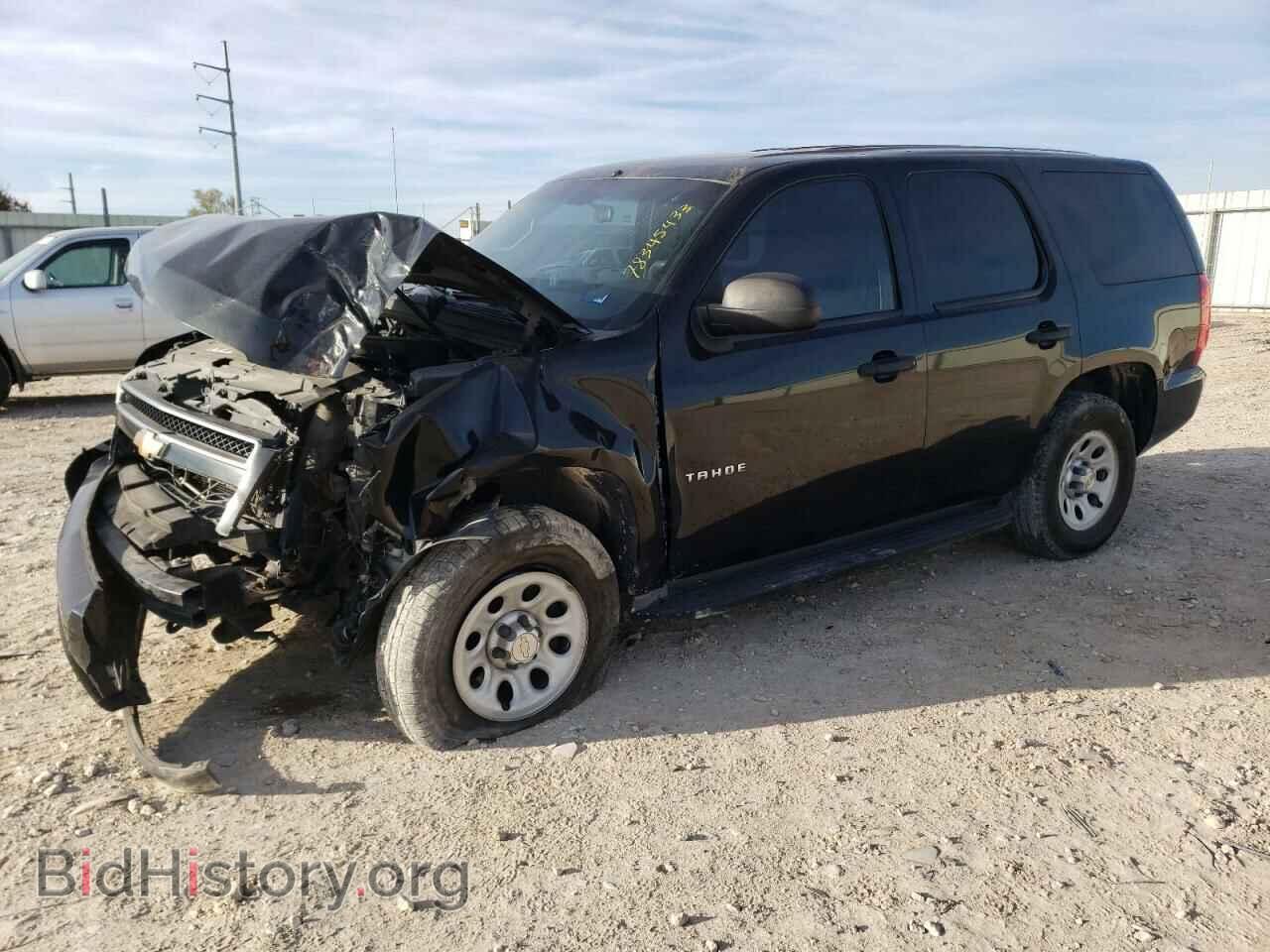 Photo 1GNSK4E09BR117617 - CHEVROLET TAHOE 2011