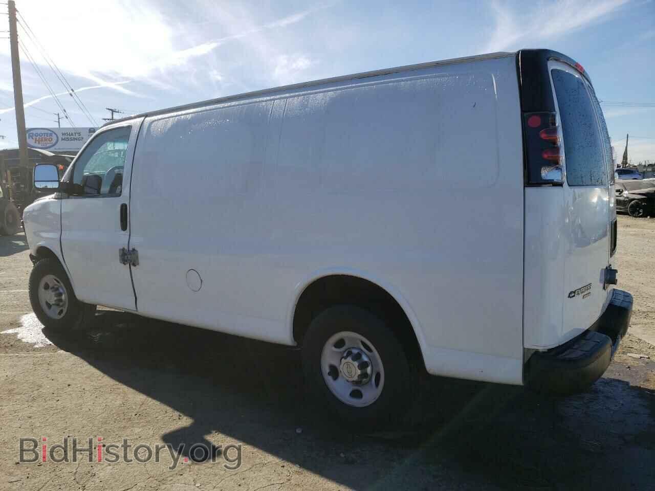 2014 CHEVROLET EXPRESS - VIN: 1GCWGFCA9E1100516 - Фото 2