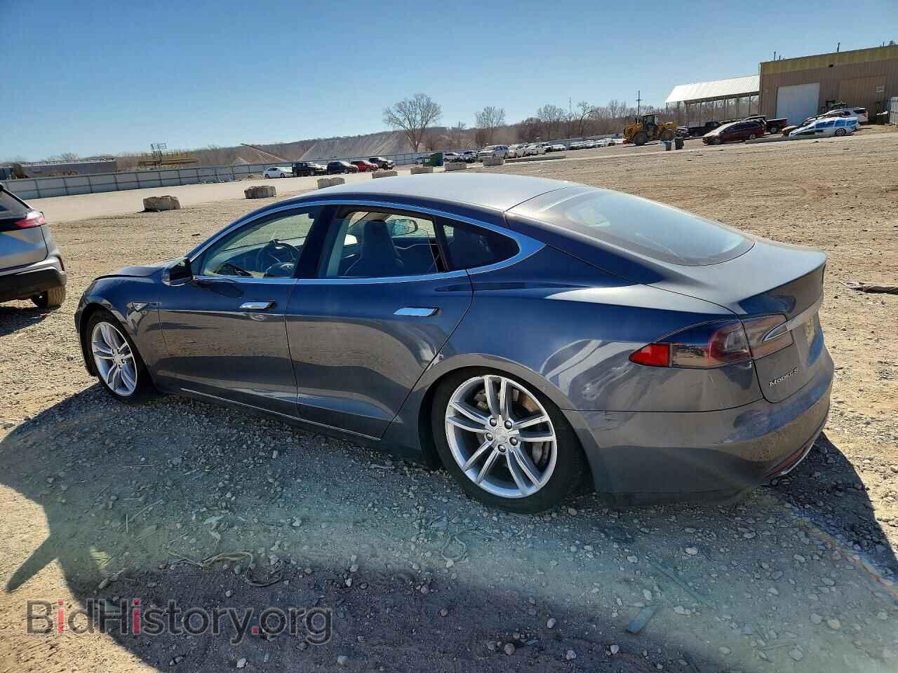 2013 TESLA MODEL S - VIN: 5YJSA1AG0DFP07498 - Фото 2