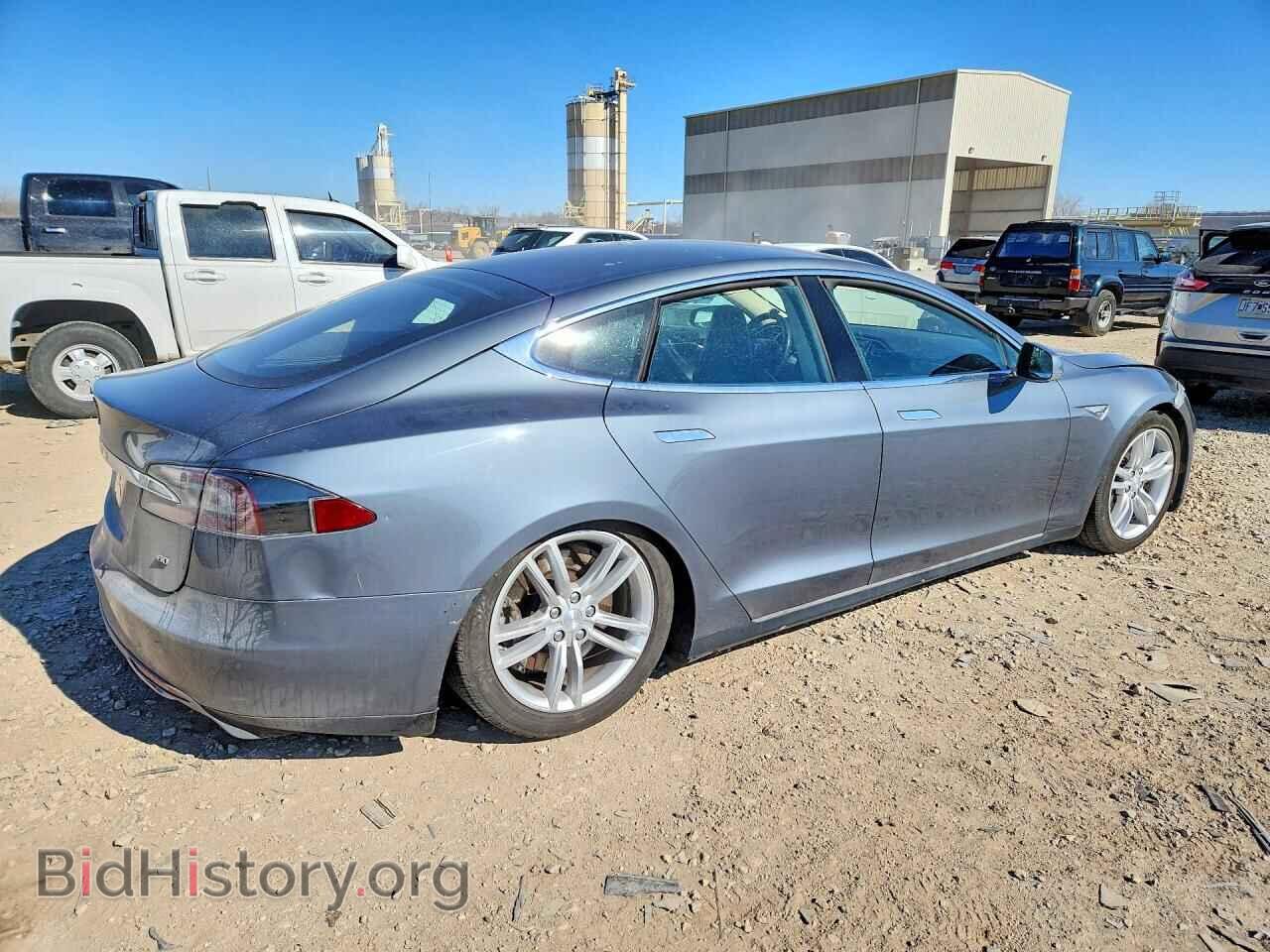 2013 TESLA MODEL S - VIN: 5YJSA1AG0DFP07498 - Фото 3