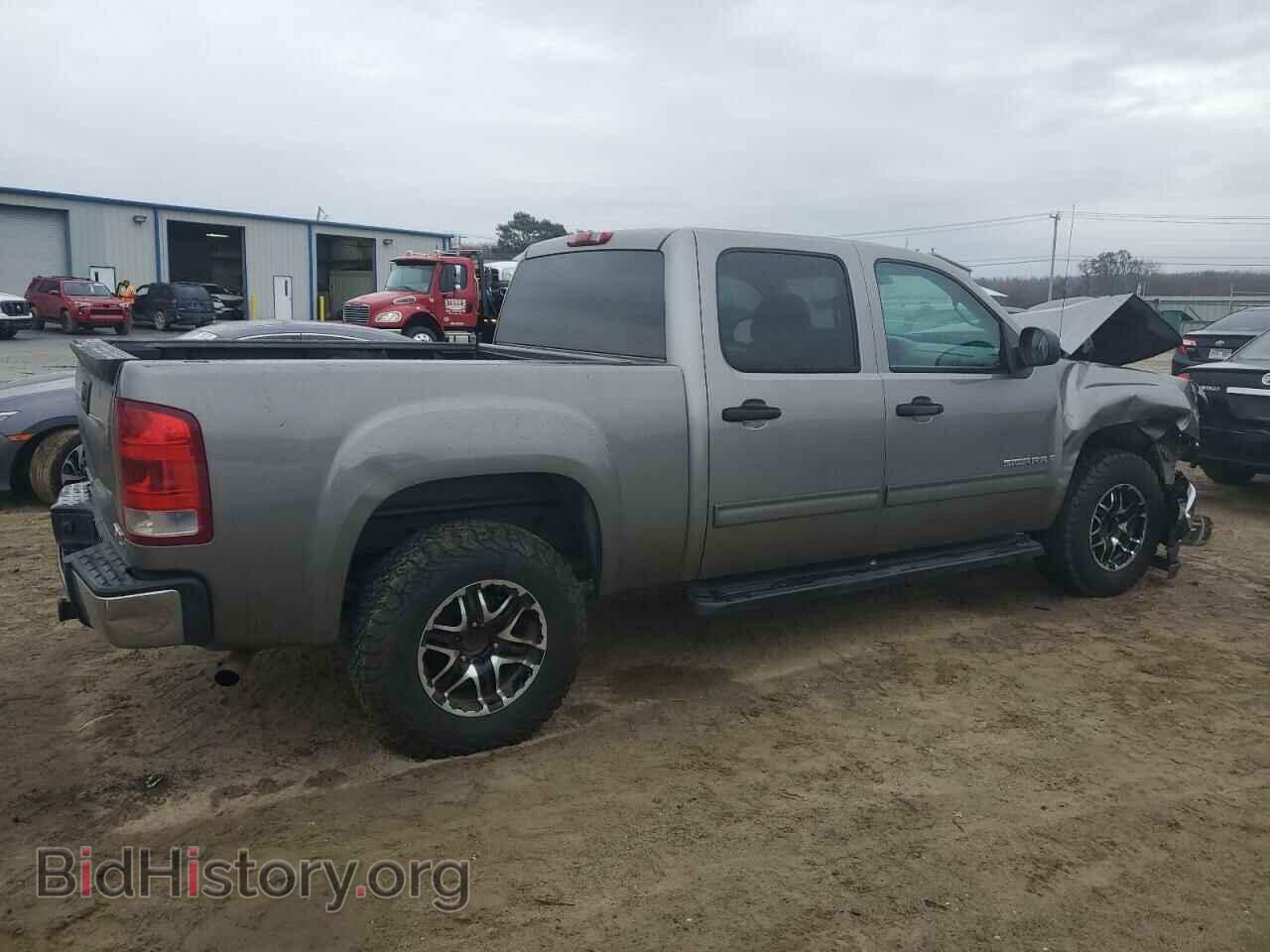 2008 GMC SIERRA - VIN: 3GTEC13C08G245820 - Фото 3