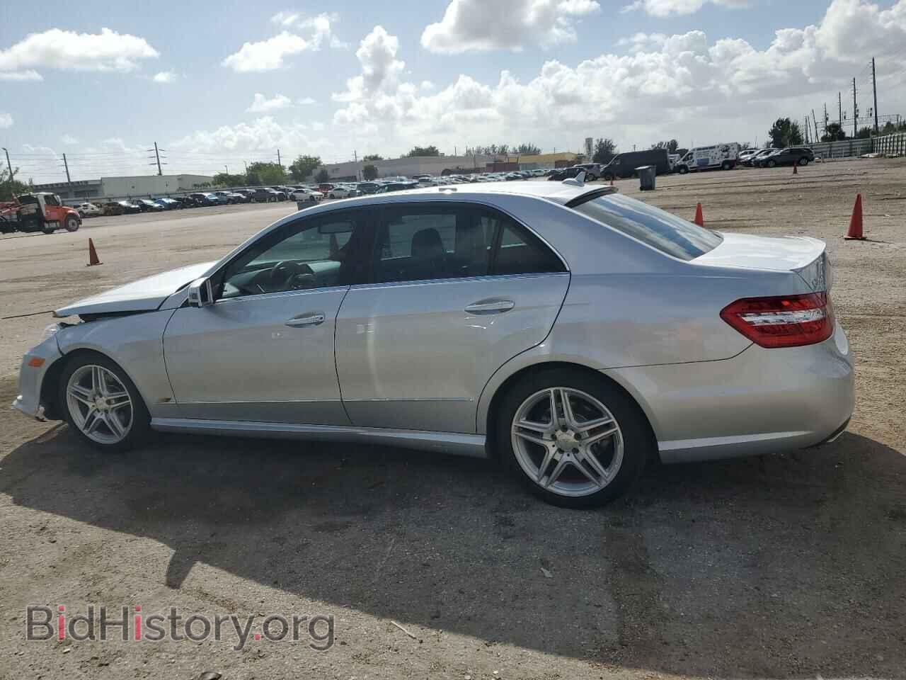2011 MERCEDES-BENZ E-CLASS - VIN: WDDHF8HB3BA389760 - Фото 2