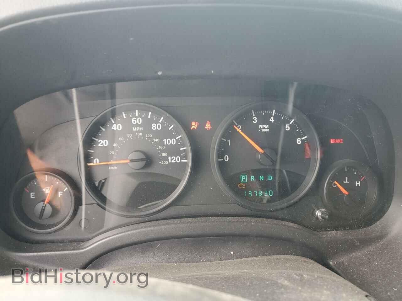 2010 JEEP COMPASS - VIN: 1J4NF1FB1AD642931 - Фото 9