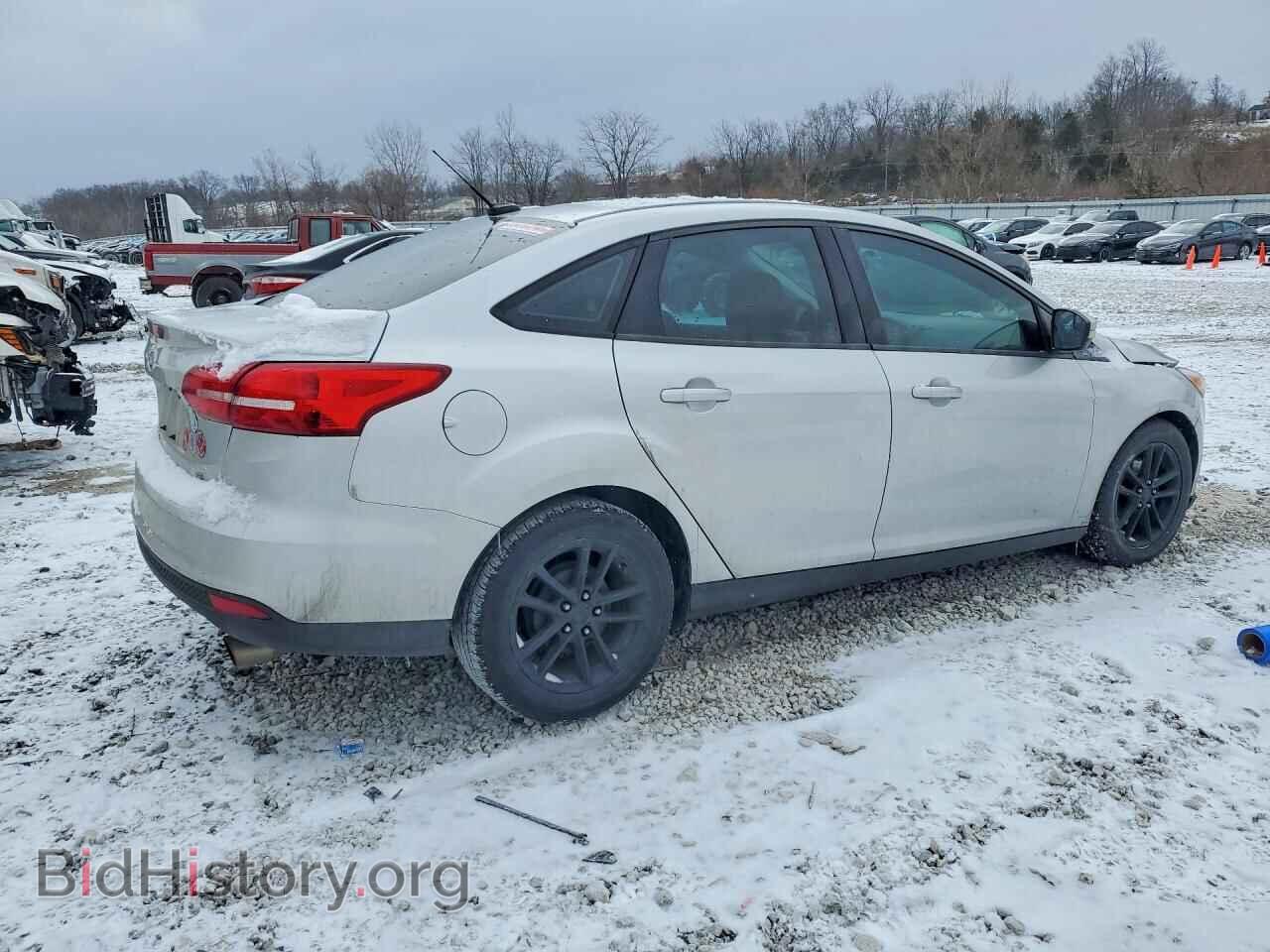 2017 FORD FOCUS - VIN: 1FADP3F27HL315059 - Фото 3