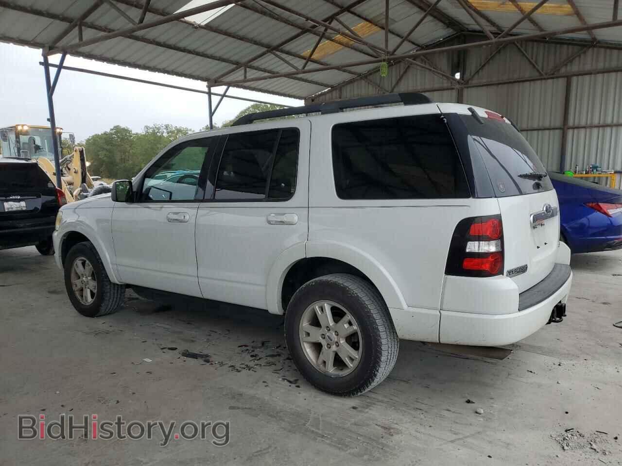 2010 FORD EXPLORER - VIN: 1FMEU7DE2AUA73773 - Фото 2