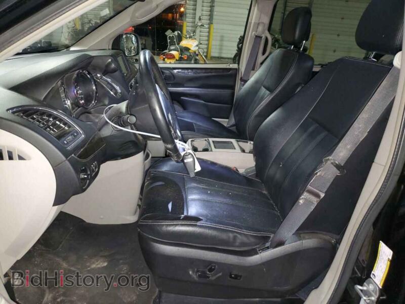 2016 Chrysler MINIVAN (VIN 2C4RC1BG1GR261409) — photo 7 of 13