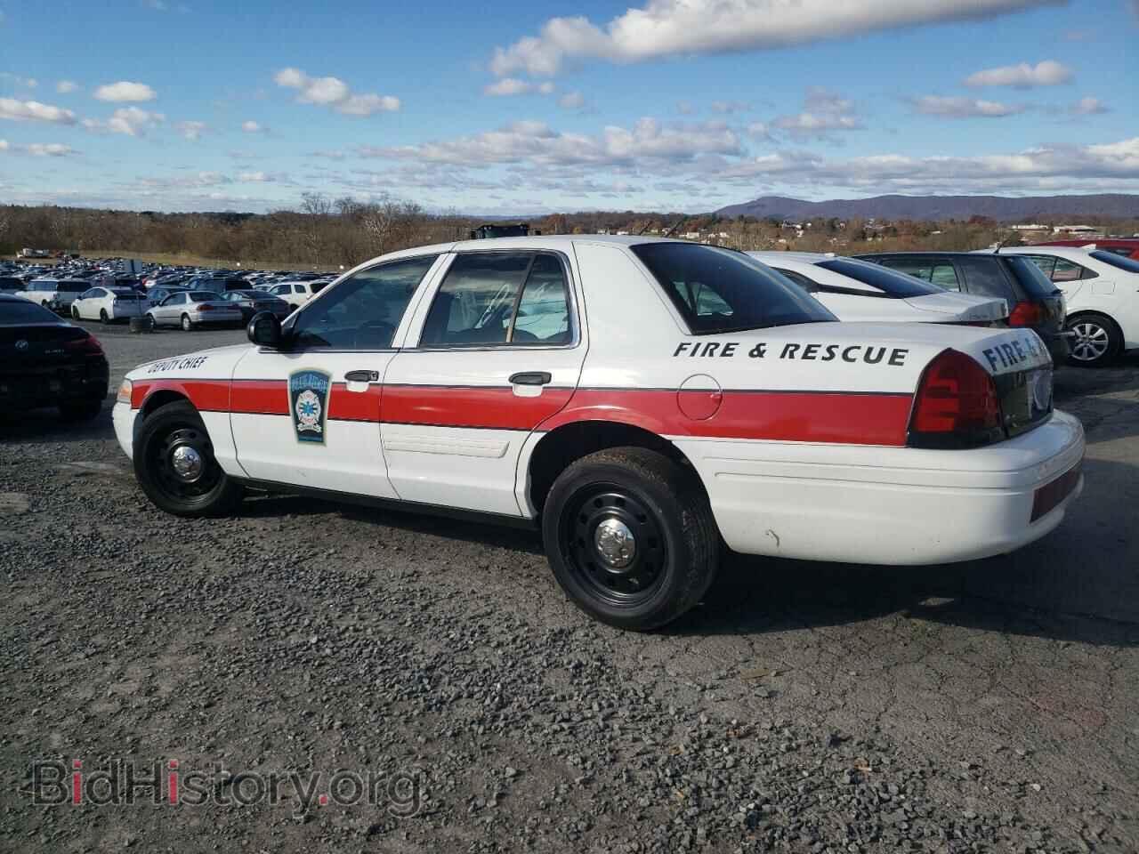 2011 FORD CROWN VIC - VIN: 2FABP7BV4BX181720 - Фото 2