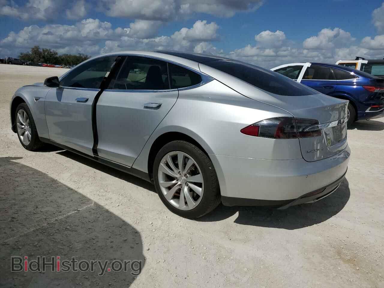 2013 TESLA MODEL S - VIN: 5YJSA1CP3DFP25748 - Фото 2