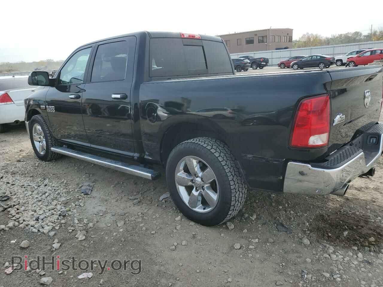 2017 RAM 1500 - VIN: 3C6RR7LT1HG751232 - Фото 2