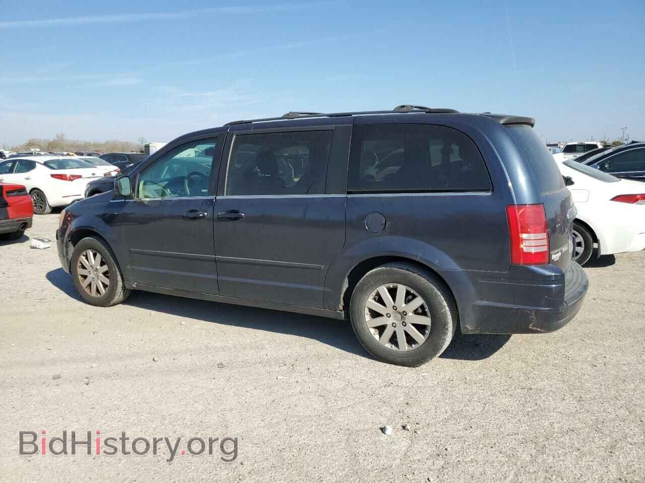 2008 CHRYSLER MINIVAN - VIN: 2A8HR54P98R623785 - Фото 2