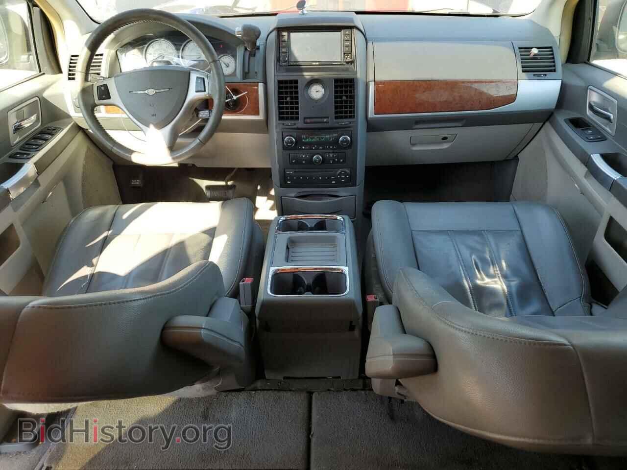 2008 CHRYSLER MINIVAN - VIN: 2A8HR54P98R623785 - Фото 8