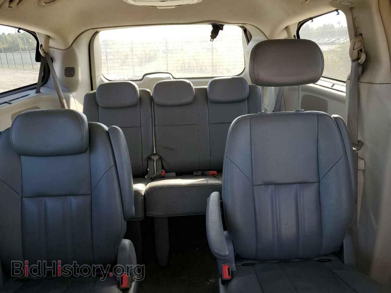 2008 CHRYSLER MINIVAN - VIN: 2A8HR54P98R623785 - Фото 10
