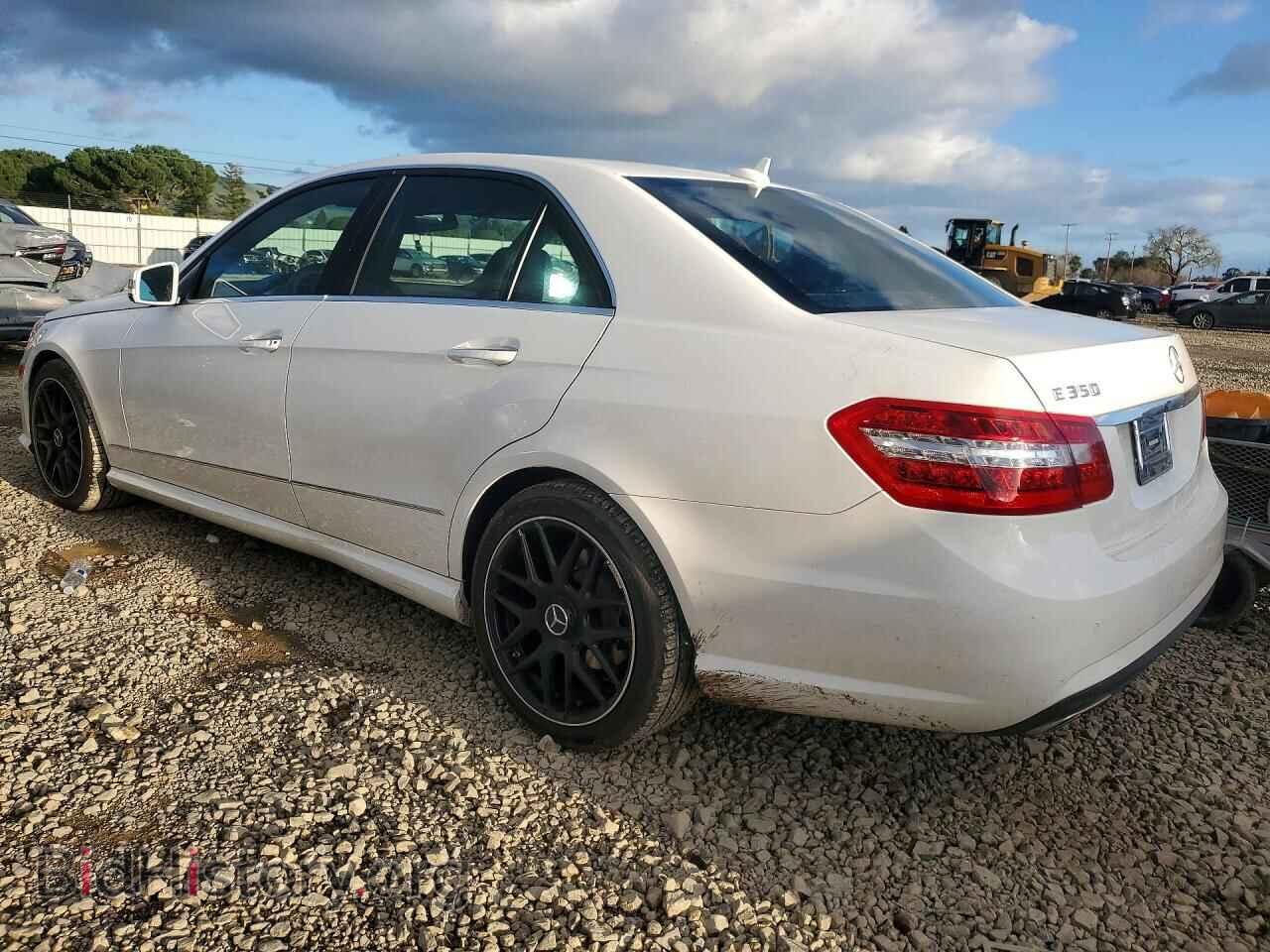 2013 MERCEDES-BENZ E-CLASS - VIN: WDDHF5KB7DA736906 - Photo 2