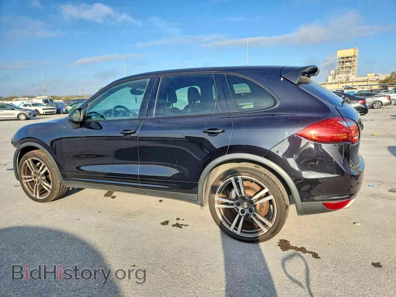 2012 PORSCHE CAYENNE - VIN: WP1AB2A22CLA47946 - Photo 2