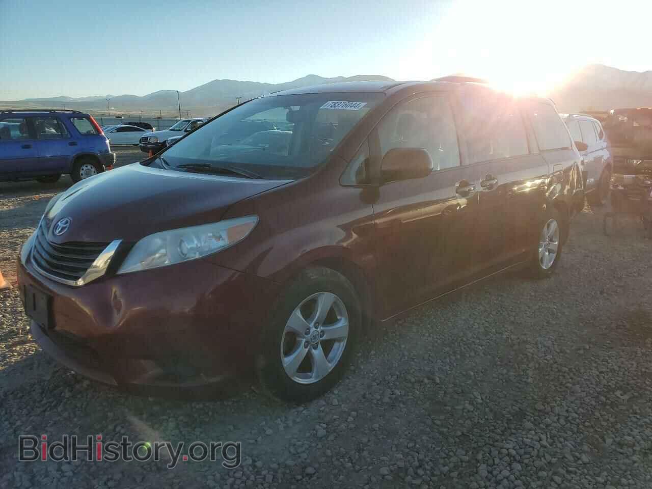 Photo 5TDKK3DC2CS232108 - TOYOTA All Models 2012