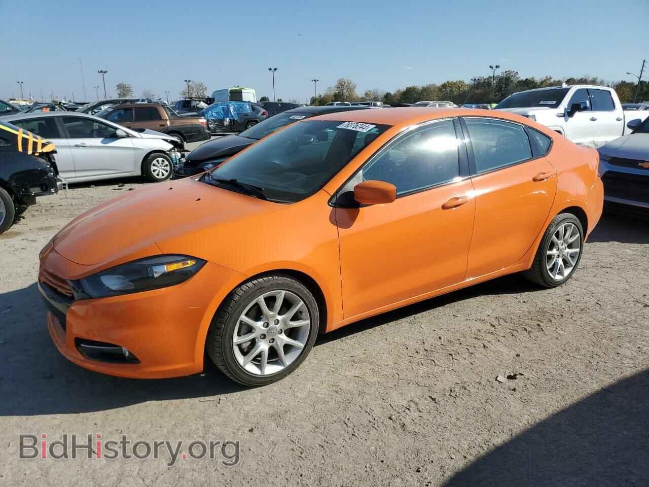 Photo 1C3CDFBA0DD171733 - DODGE DART 2013