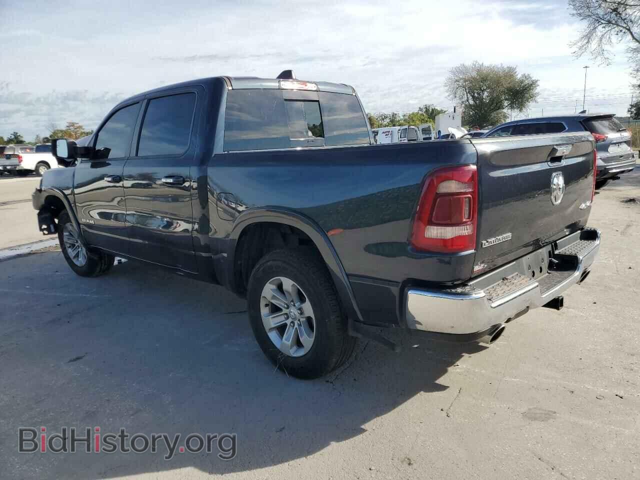 2021 RAM 1500 - VIN: 1C6SRFJT3MN541229 - Фото 2
