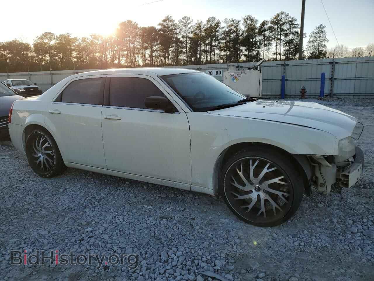 2008 CHRYSLER 300 - VIN: 2C3KA43R28H122927 - Фото 4