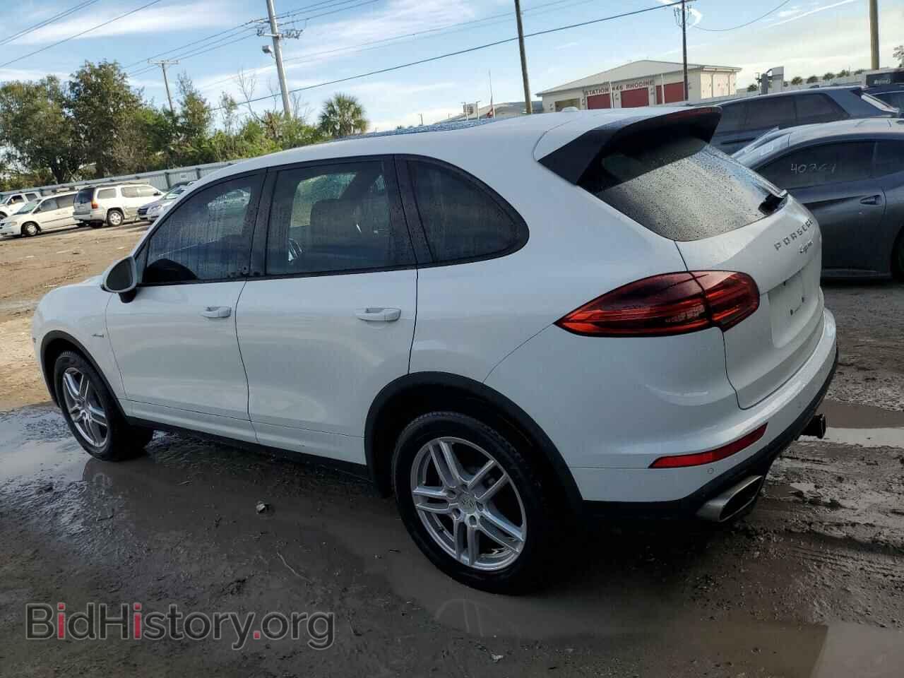2015 PORSCHE CAYENNE - VIN: WP1AF2A28FLA39357 - Фото 2