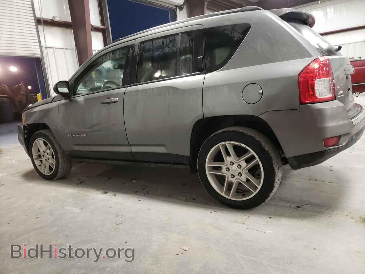 2013 JEEP COMPASS - VIN: 1C4NJCCB2DD203620 - Photo 2
