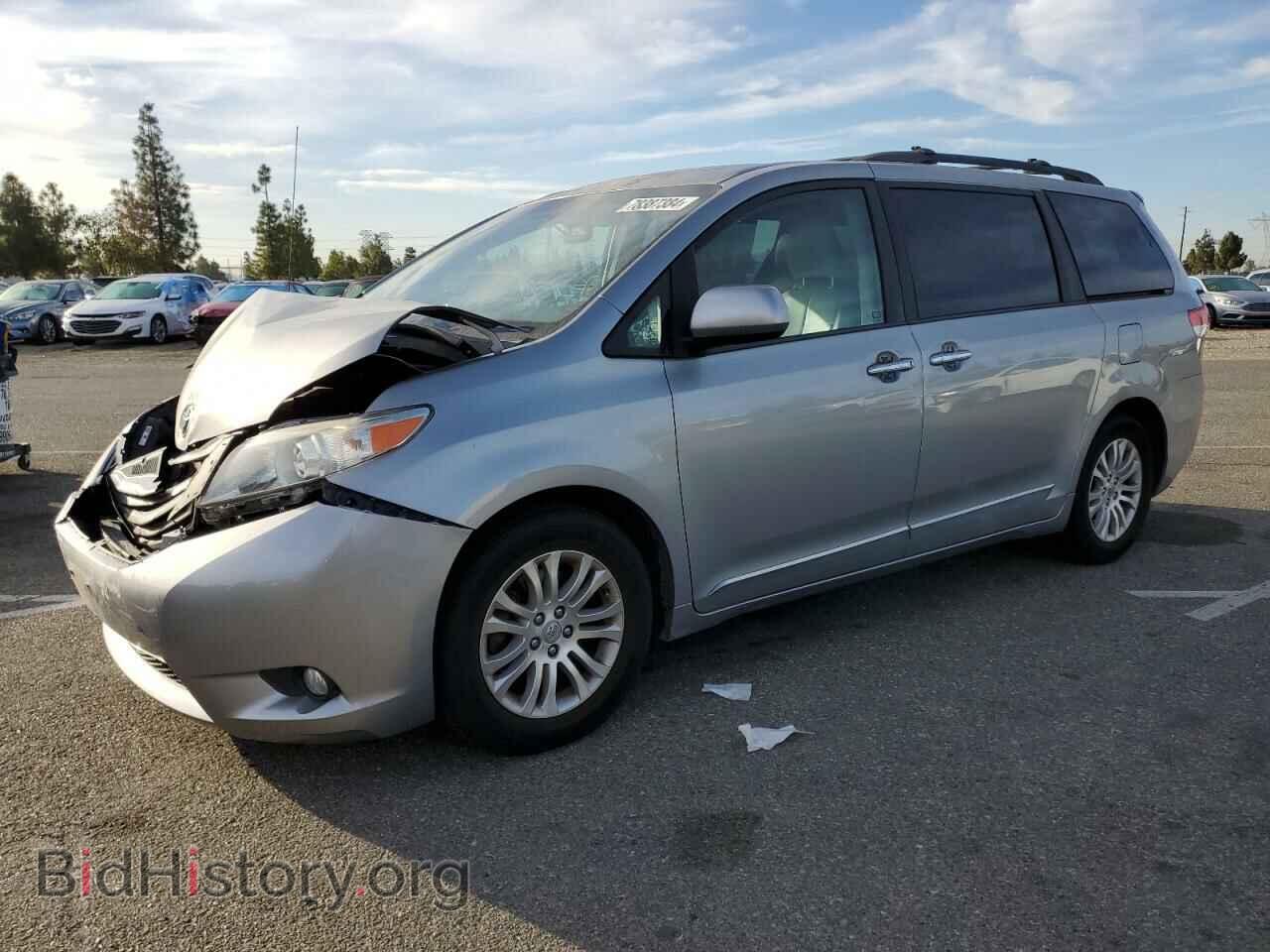 Photo 5TDYK3DC8DS305994 - TOYOTA All Models 2013