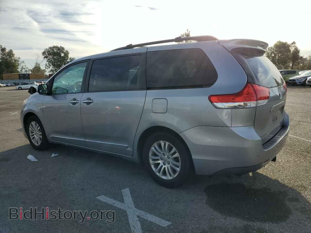 2013 TOYOTA All Models - VIN: 5TDYK3DC8DS305994 - Фото 2