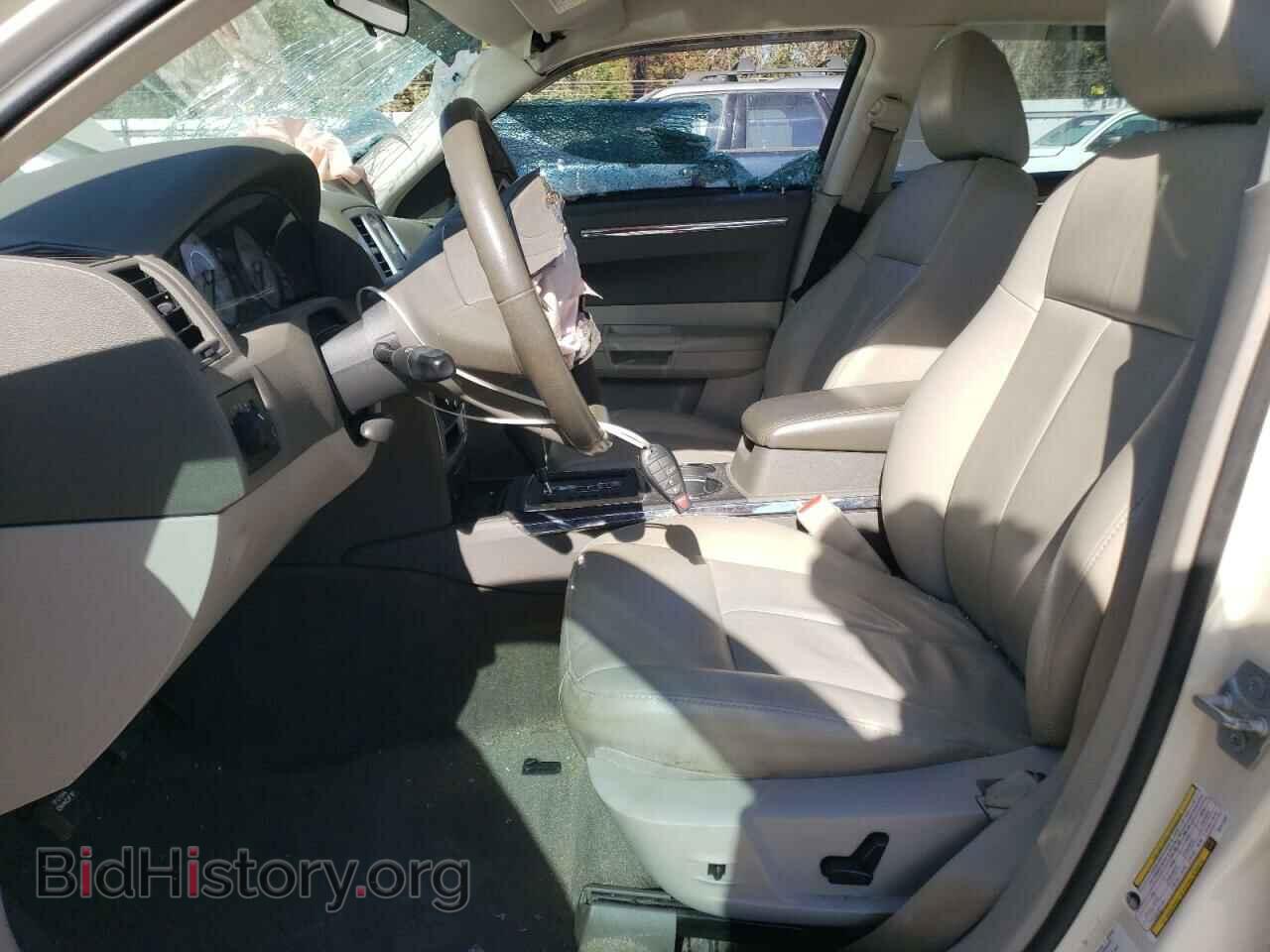 2010 CHRYSLER 300 - VIN: 2C3CA5CV6AH141283 - Photo 7
