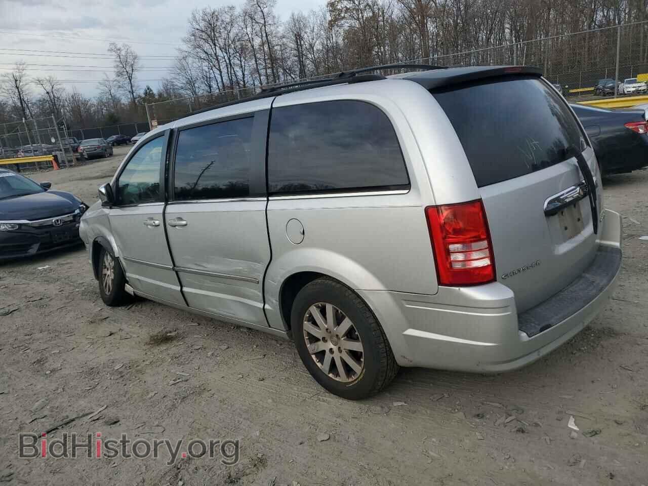 2010 CHRYSLER MINIVAN - VIN: 2A4RR5D14AR105154 - Фото 2