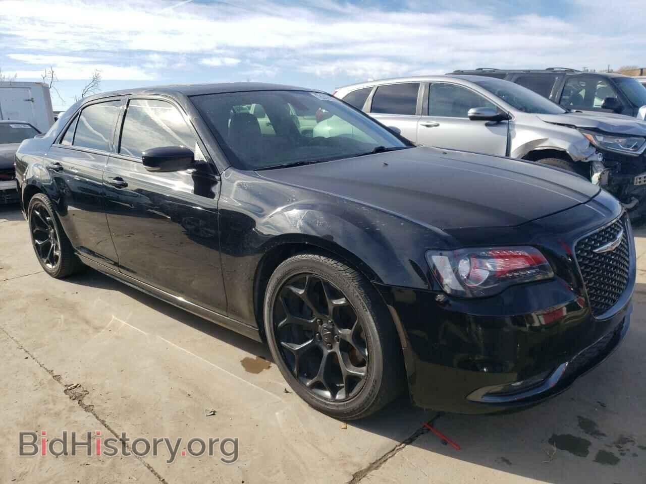 2016 CHRYSLER 300 - VIN: 2C3CCABT8GH313499 - Фото 4