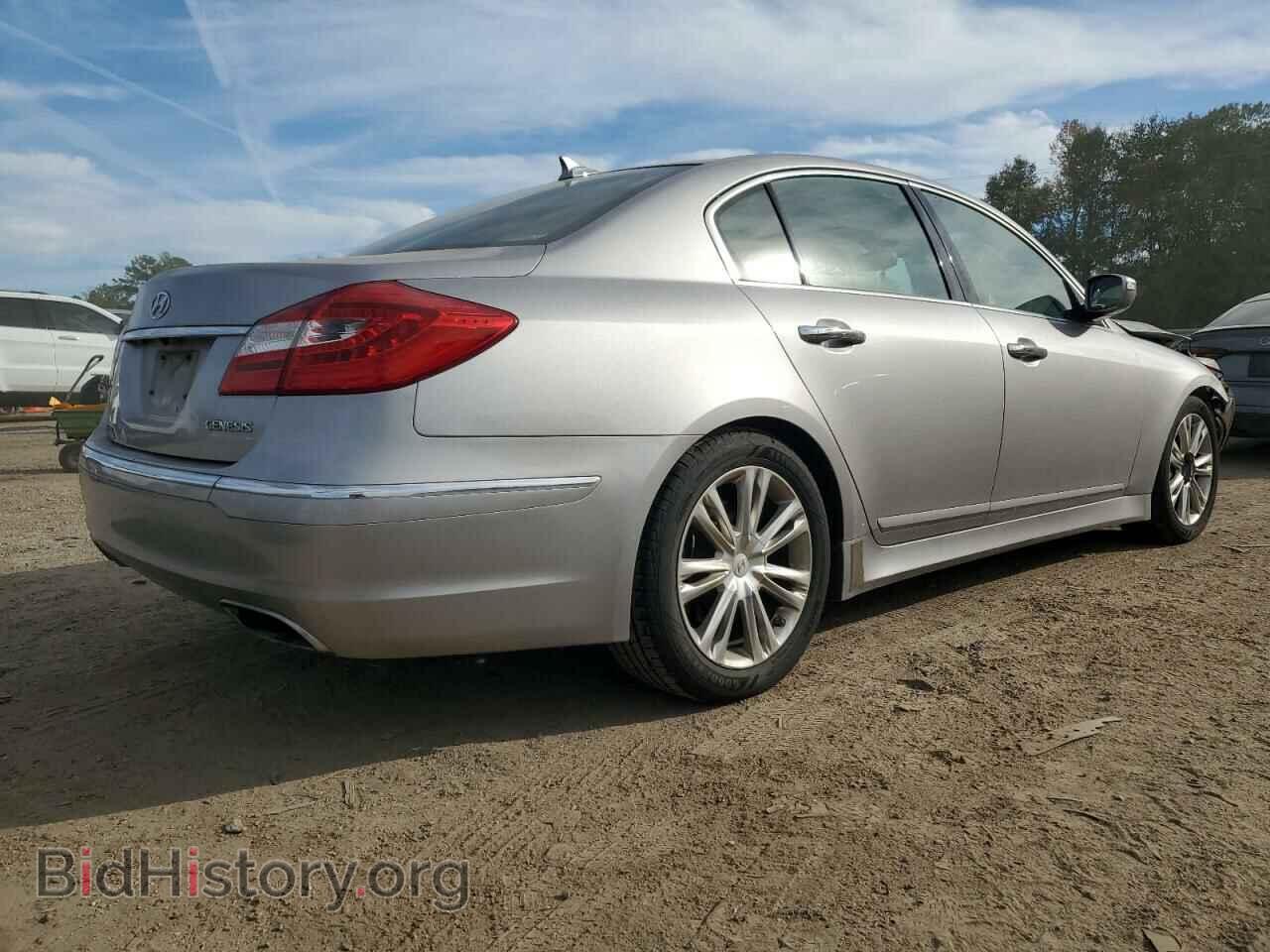 2013 HYUNDAI GENESIS - VIN: KMHGC4DD2DU214198 - Фото 3
