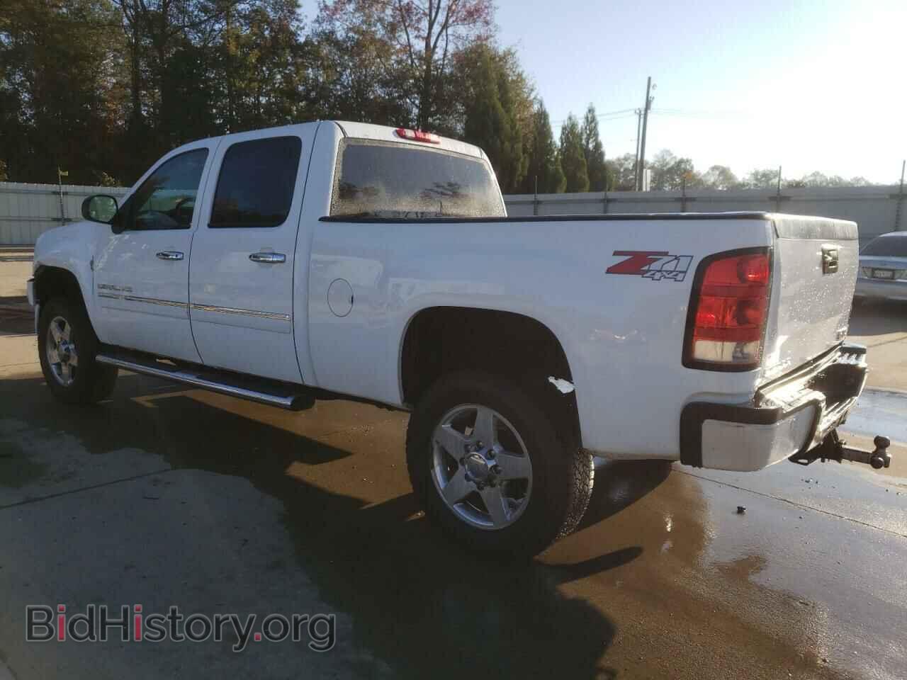 2011 GMC SIERRA - VIN: 1GT125C83BF221685 - Фото 2
