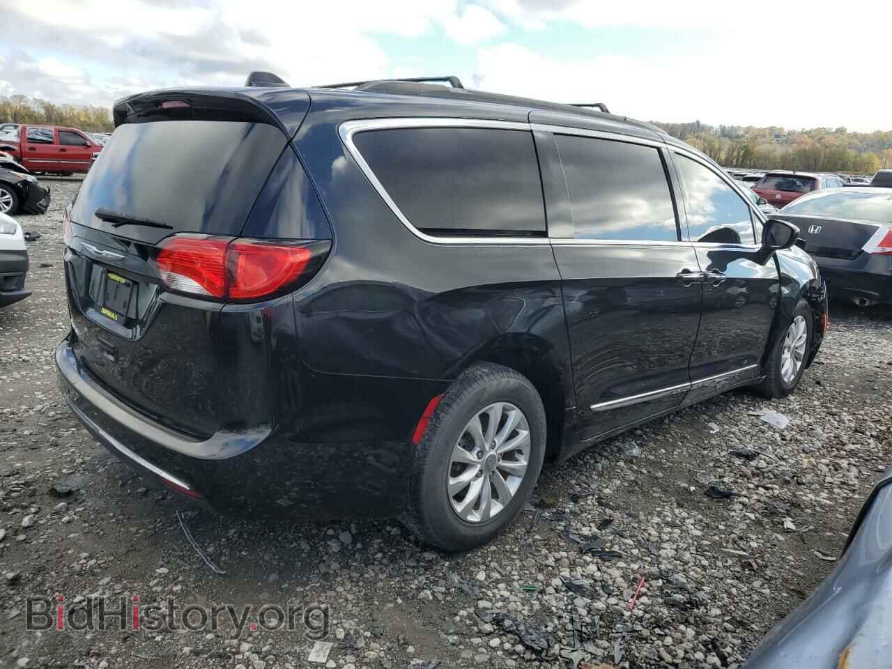 2017 CHRYSLER PACIFICA - VIN: 2C4RC1BG0HR831904 - Фото 3