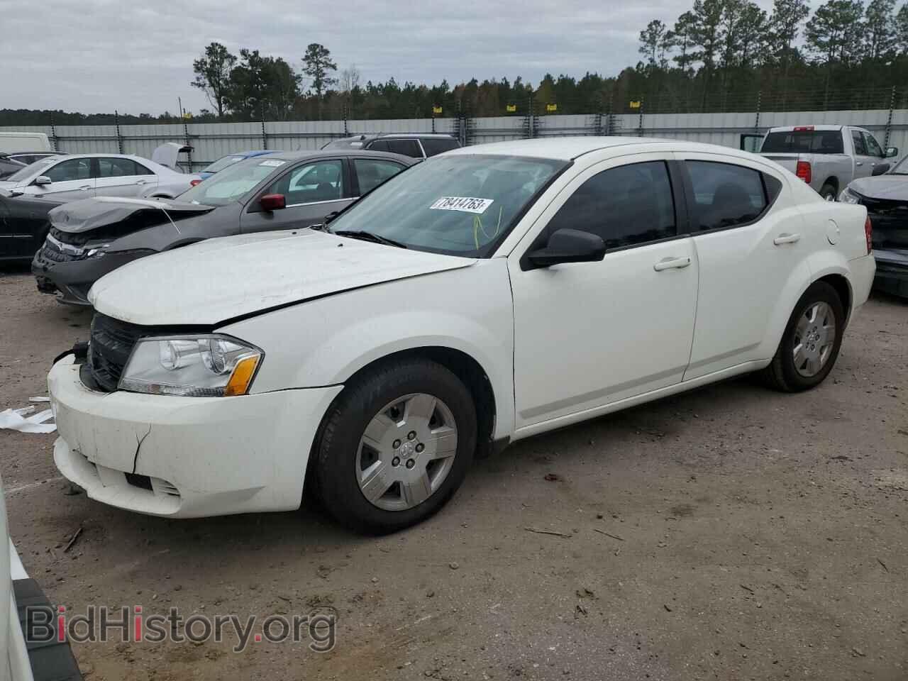 Photo 1B3CC4FB7AN174450 - DODGE AVENGER 2010