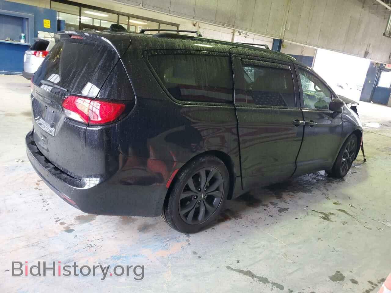 2018 CHRYSLER PACIFICA - VIN: 2C4RC1BG9JR321797 - Фото 3