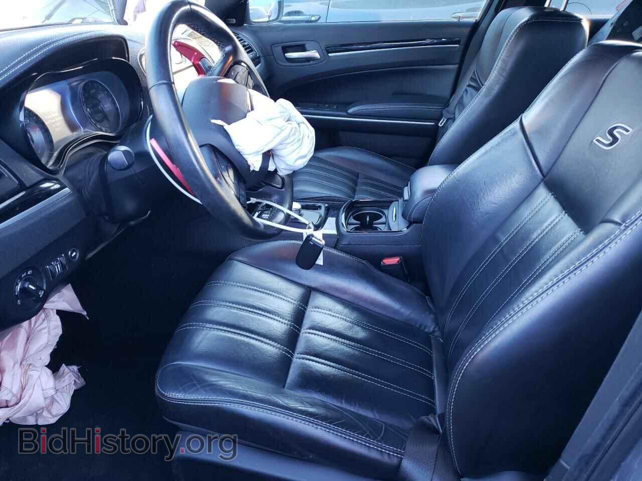 2019 CHRYSLER 300 - VIN: 2C3CCAGG4KH682543 - Фото 7