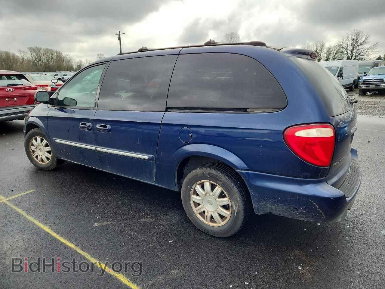 2005 CHRYSLER MINIVAN - VIN: 2C4GP54L35R380931 - Photo 2